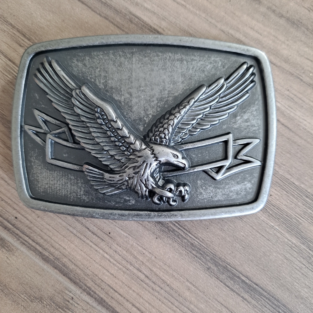 Collectible Silver Metal Eagle Belt Buckle Cowboy Rodeo America